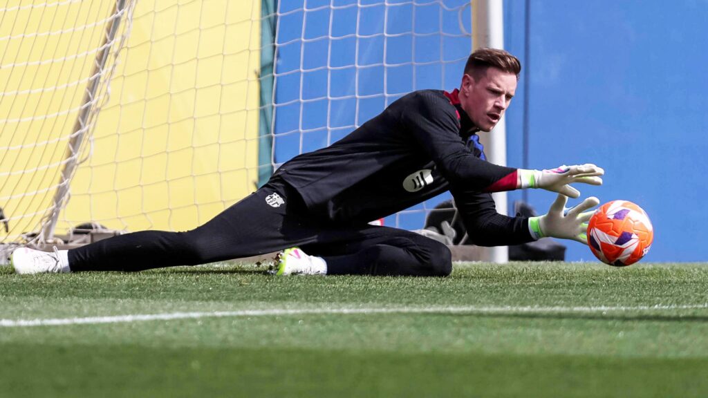 Ter Stegen training
